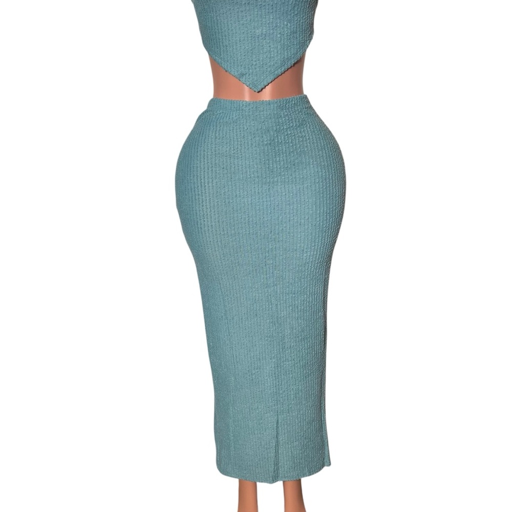 Elegant Blue Women's Skirt Set - Picture 7 of 9